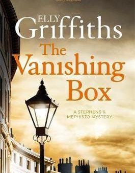 Elly Griffiths: The Vanishing Box [2017] hardback Online now